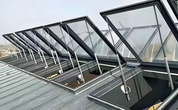 消防积石山排烟窗的接线安装指南 消防积石山排烟窗的接线安装指南